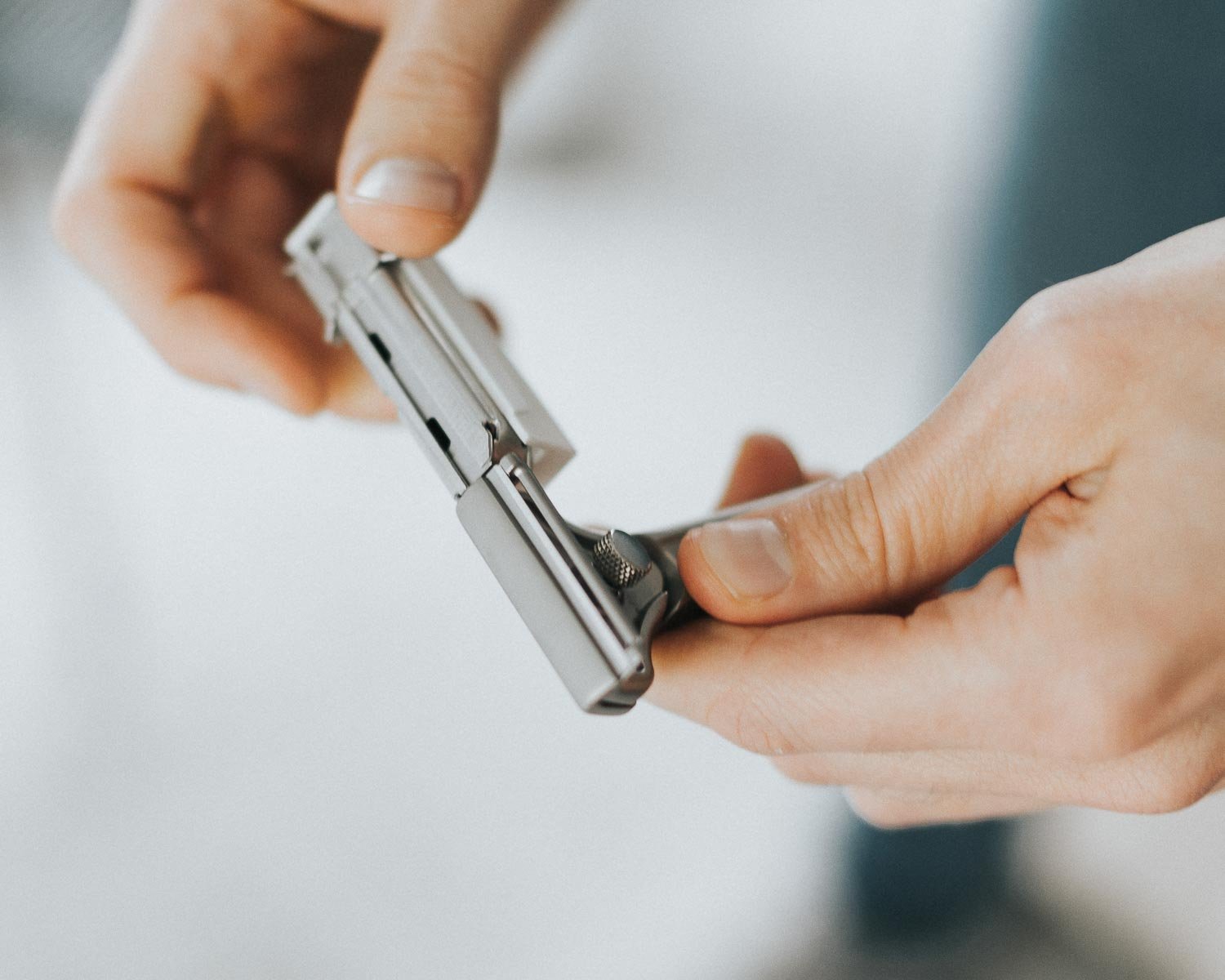 Single Edge Blades